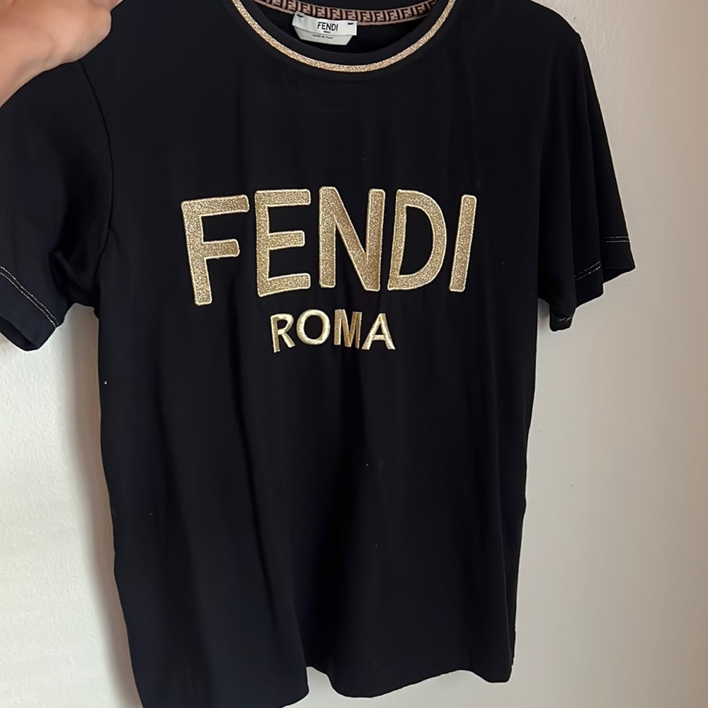 Fendi t shirt